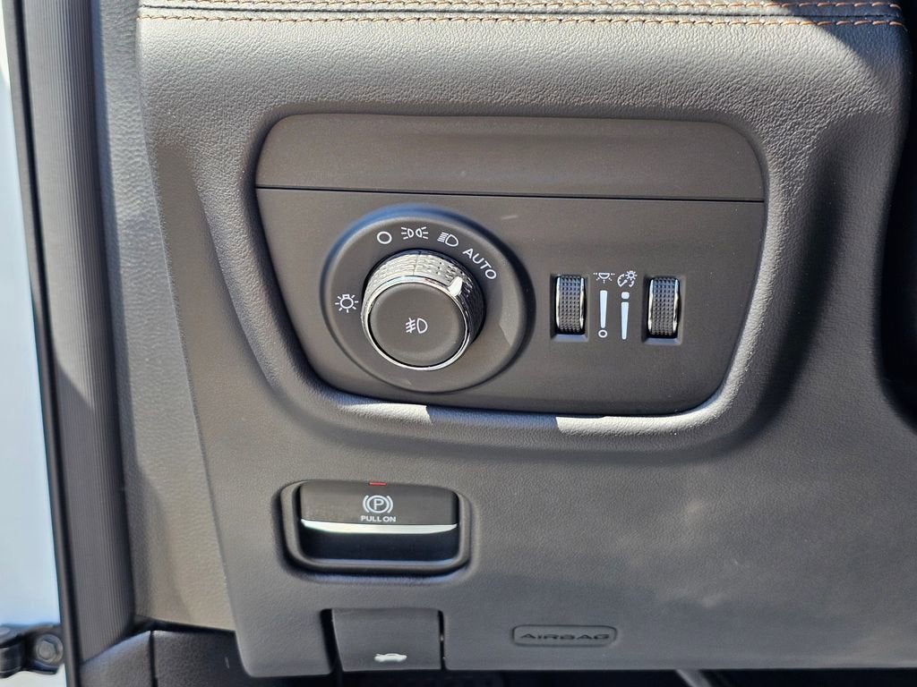 2025 Jeep Grand Cherokee L Summit Reserve