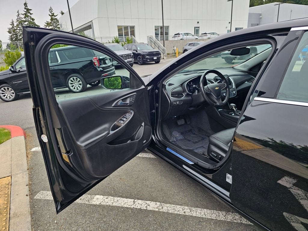 2022 Chevrolet Malibu Premier