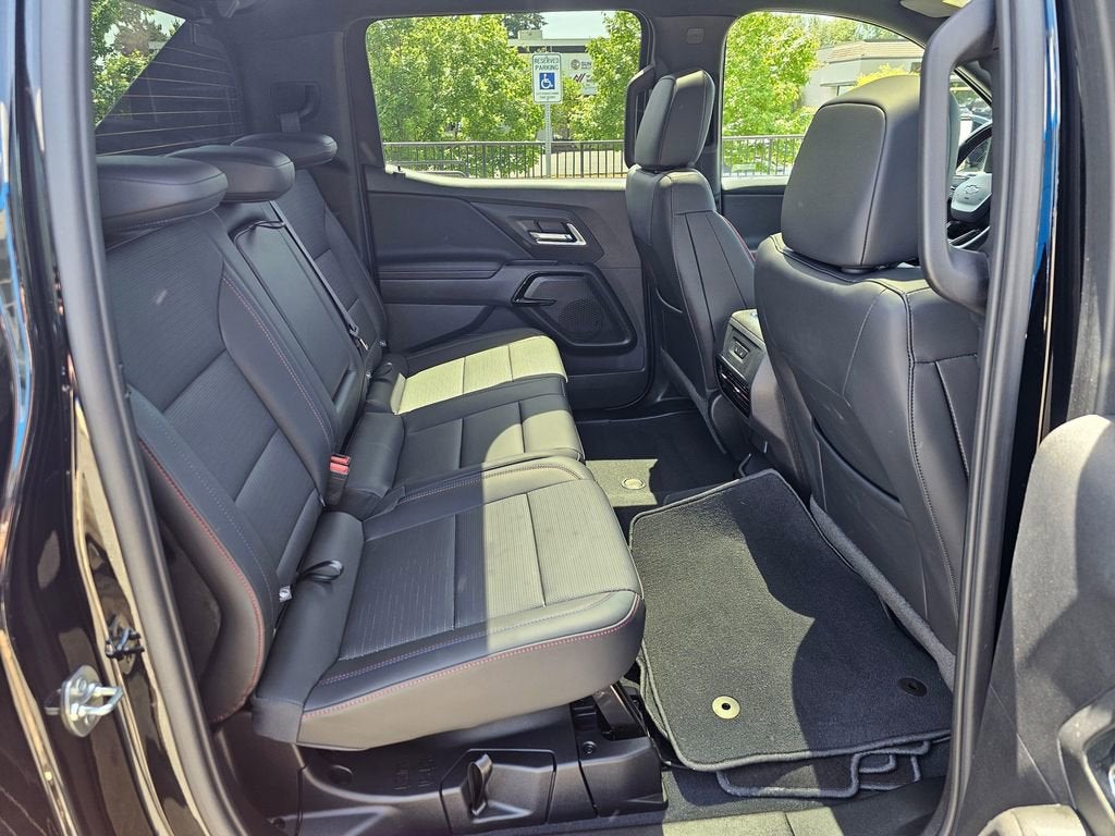 2025 Chevrolet Silverado EV RST - Max Range
