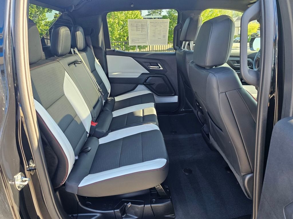 2025 Chevrolet Silverado EV RST - Max Range
