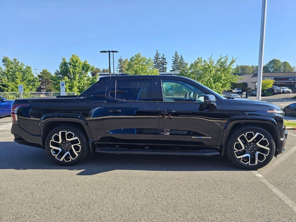 2025 Chevrolet Silverado EV RST - Max Range