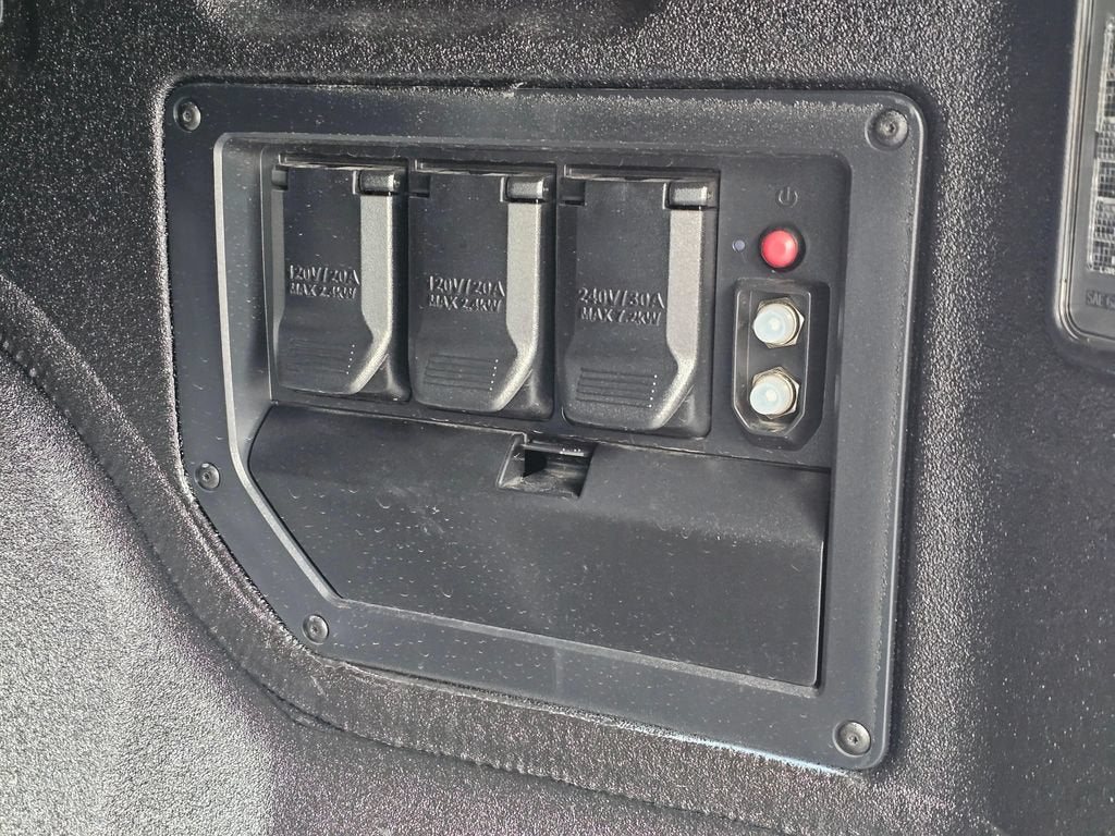 2026 Chevrolet Silverado EV Trail Boss - Max Range