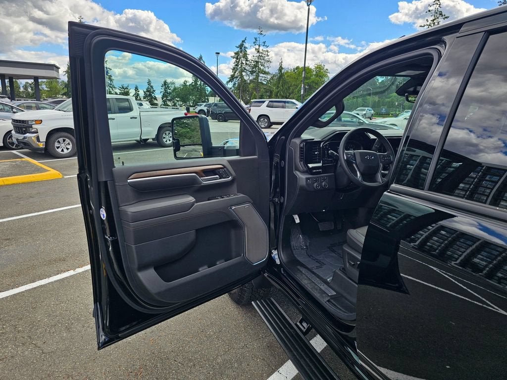 2026 Chevrolet Silverado 3500 HD High Country