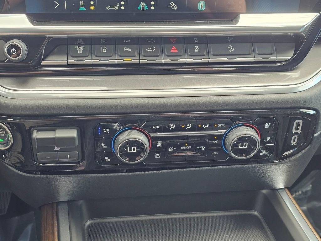 2026 Chevrolet Silverado 3500 HD High Country