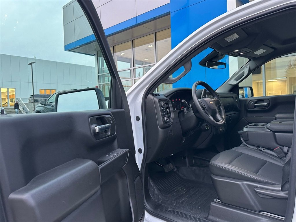 2025 Chevrolet Silverado 1500 WT