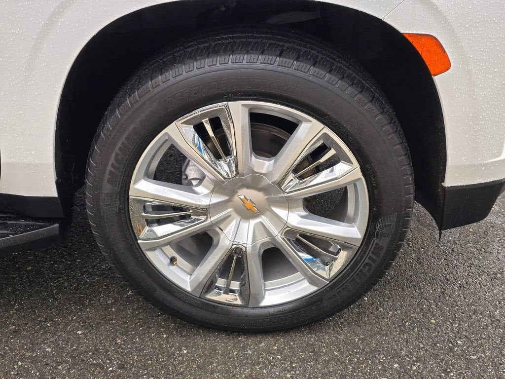 2022 Chevrolet Suburban High Country