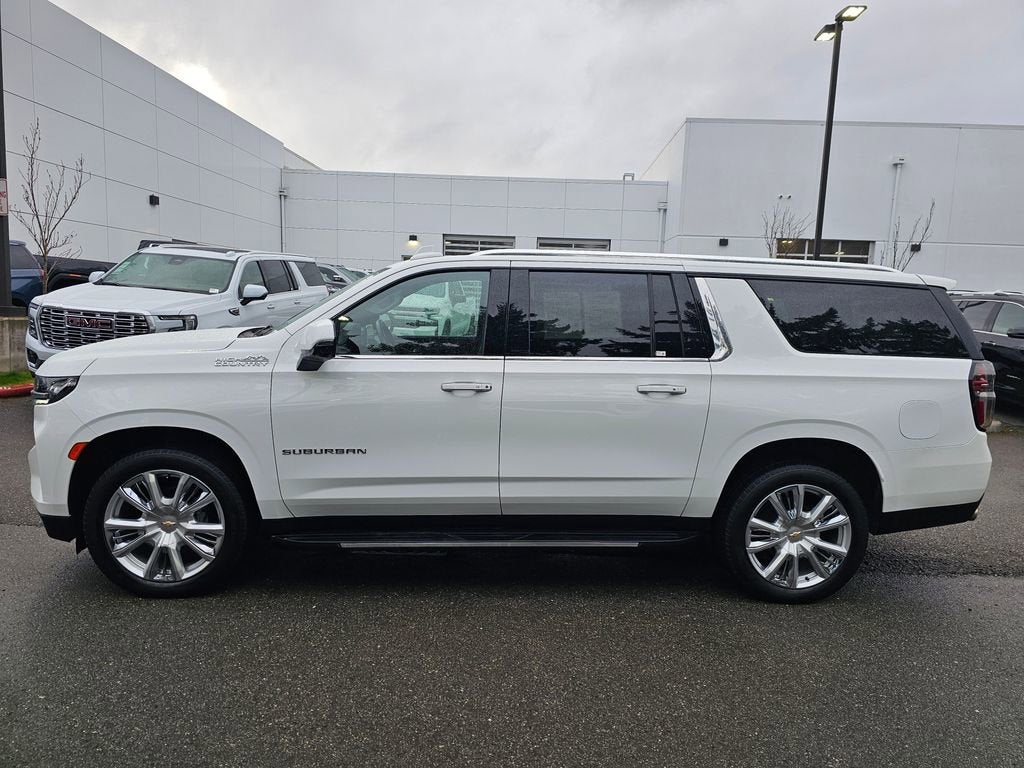2022 Chevrolet Suburban High Country