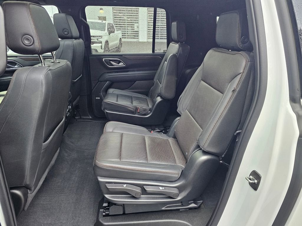 2022 Chevrolet Suburban High Country