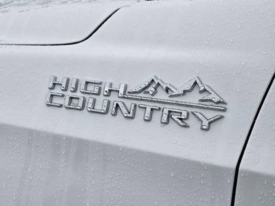 2022 Chevrolet Suburban High Country