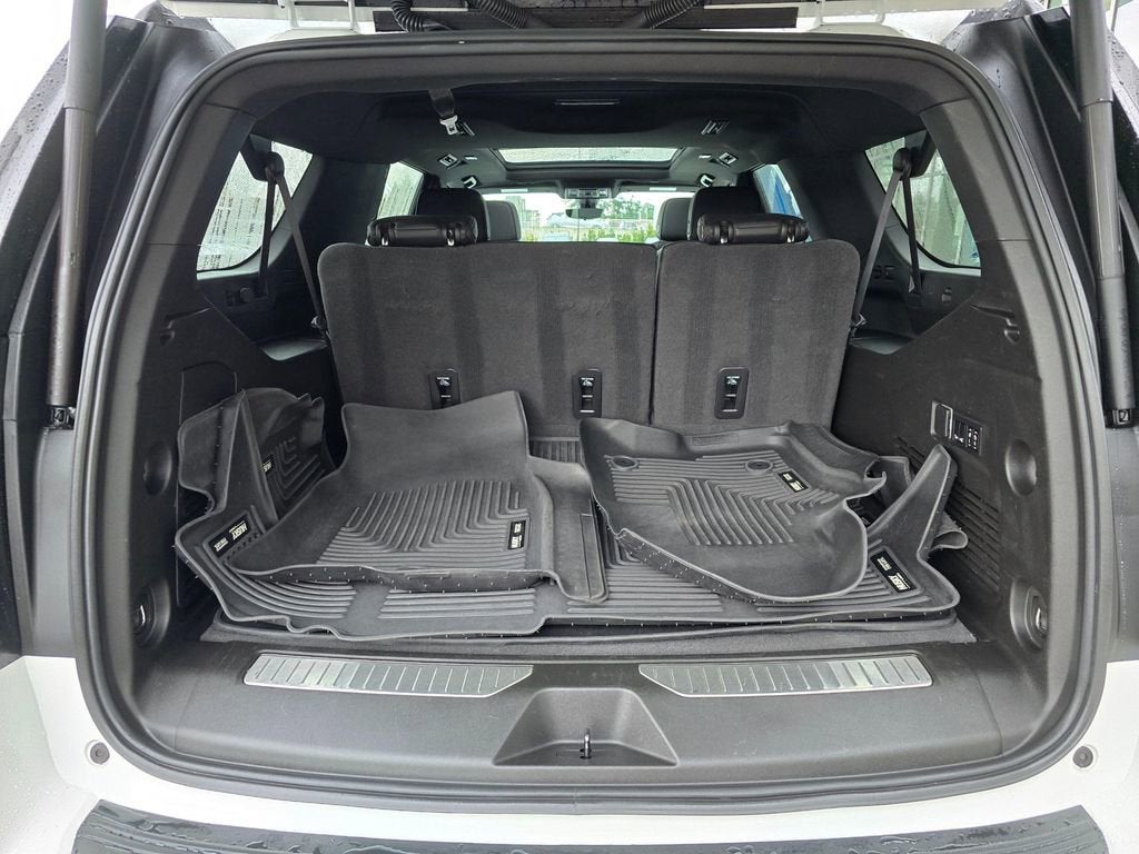 2022 Chevrolet Suburban High Country