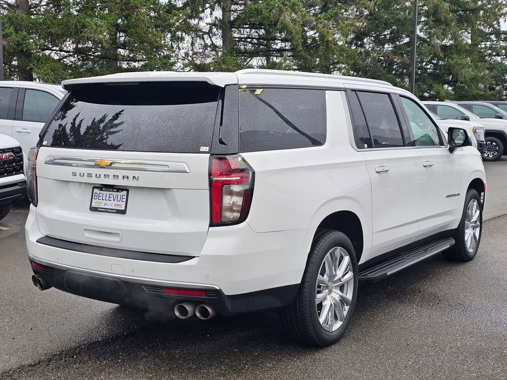 2022 Chevrolet Suburban High Country