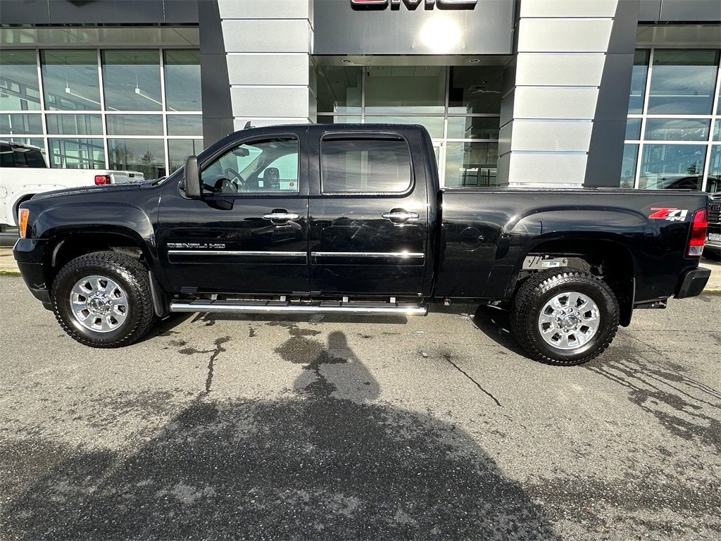 2011 GMC Sierra 3500 HD SRW Denali