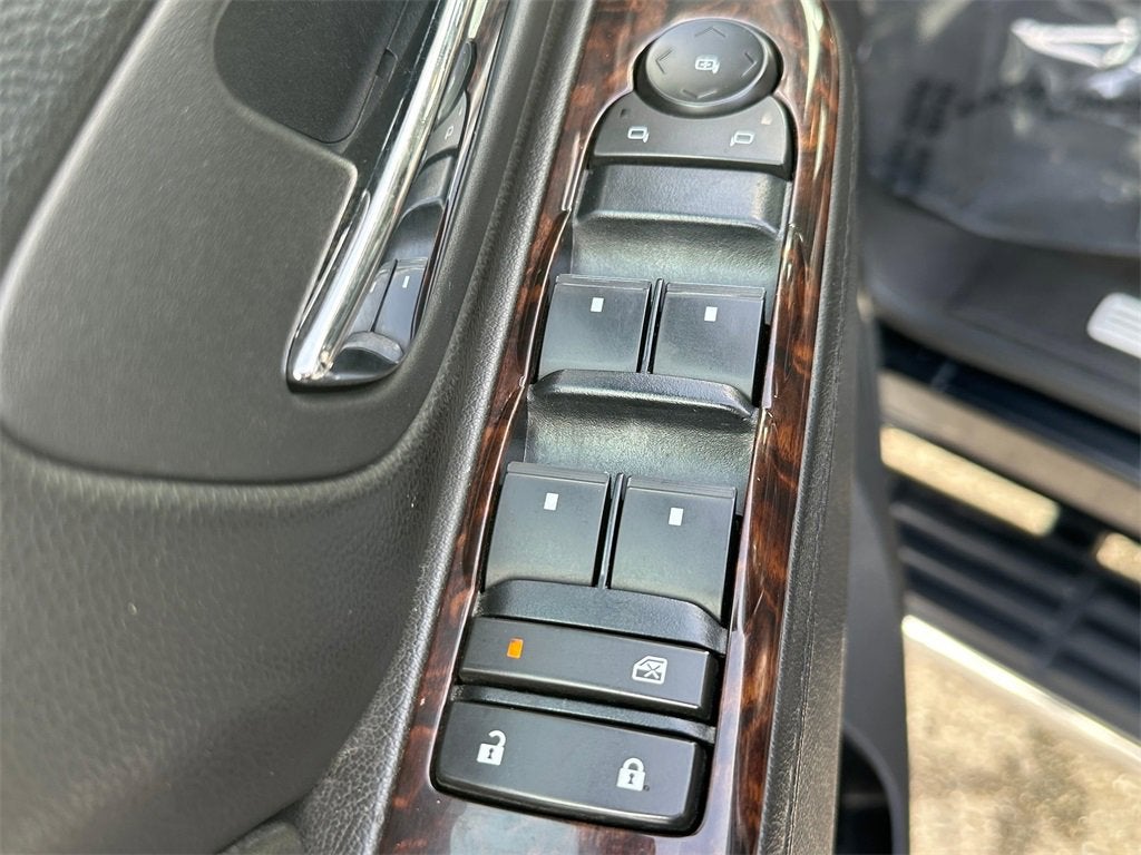 2011 GMC Sierra 3500 HD SRW Denali