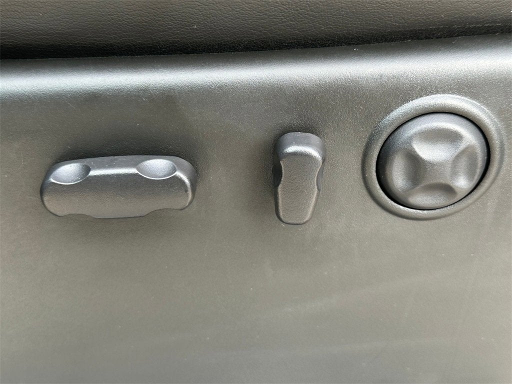 2011 GMC Sierra 3500 HD SRW Denali