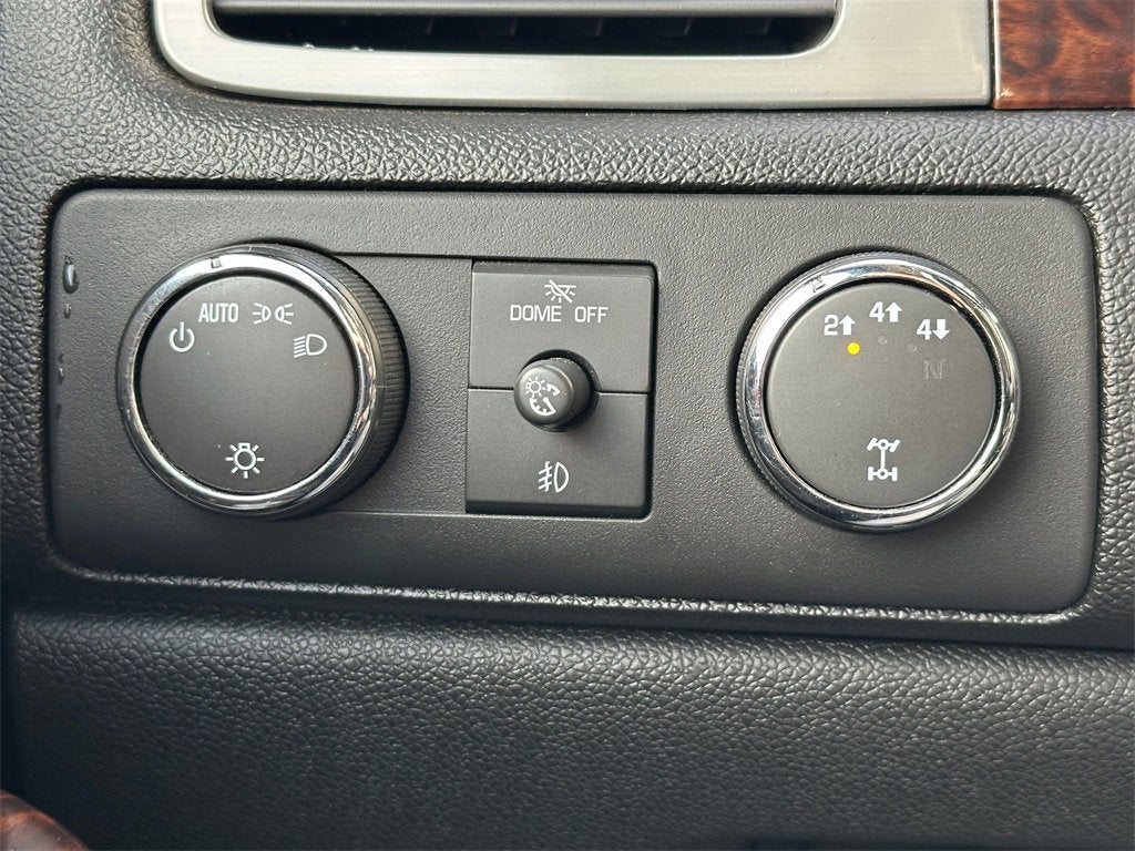 2011 GMC Sierra 3500 HD SRW Denali