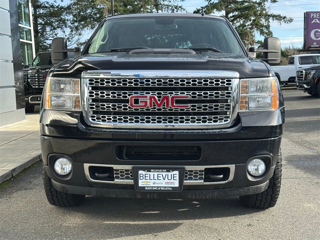 2011 GMC Sierra 3500 HD SRW Denali