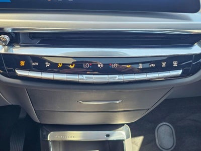 2025 Cadillac LYRIQ Luxury 2