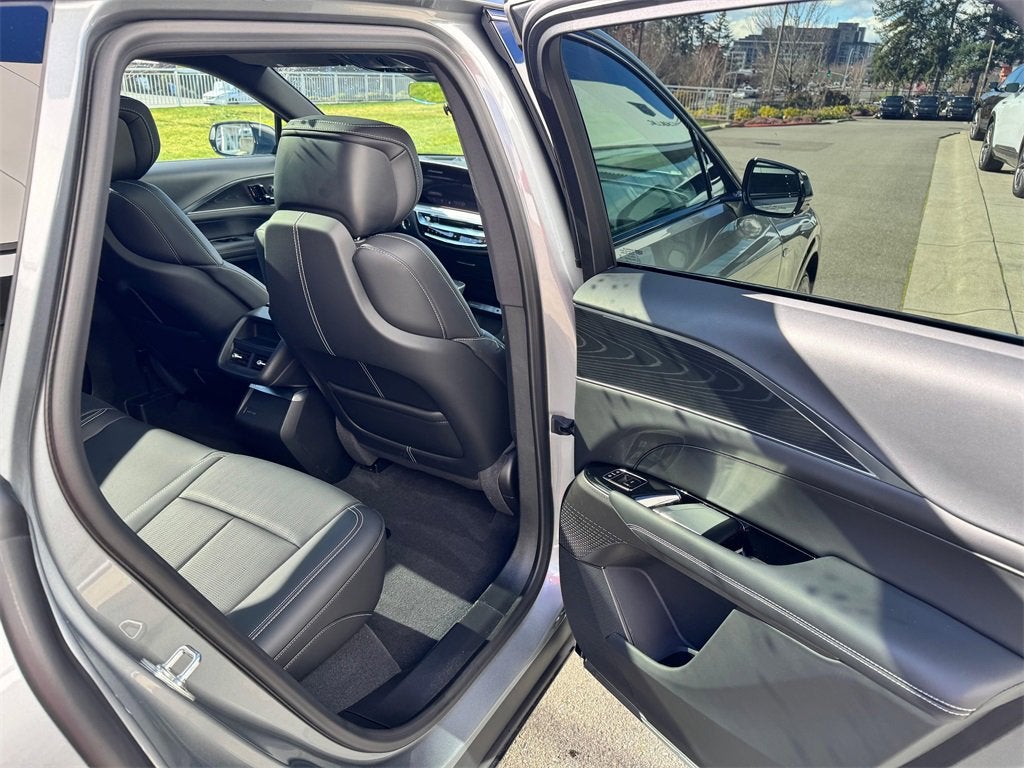 2025 Cadillac LYRIQ Sport 1