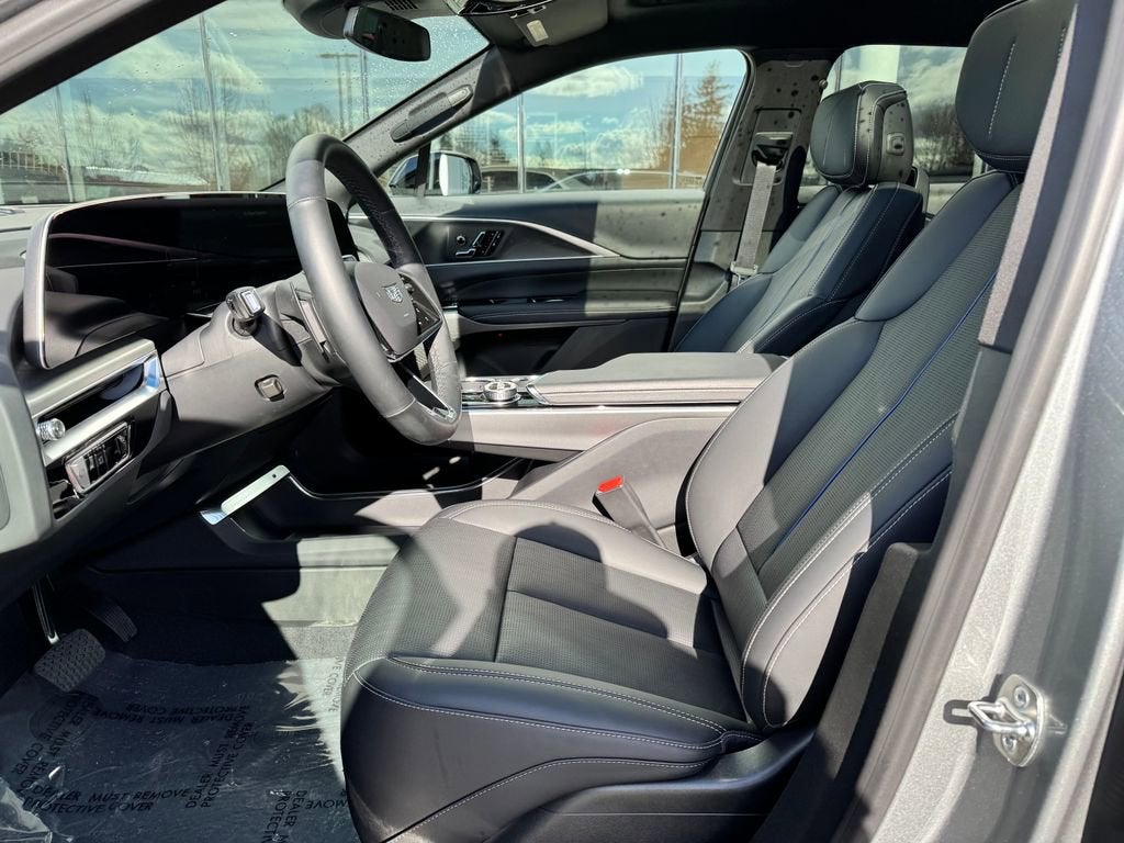 2025 Cadillac LYRIQ Sport 1