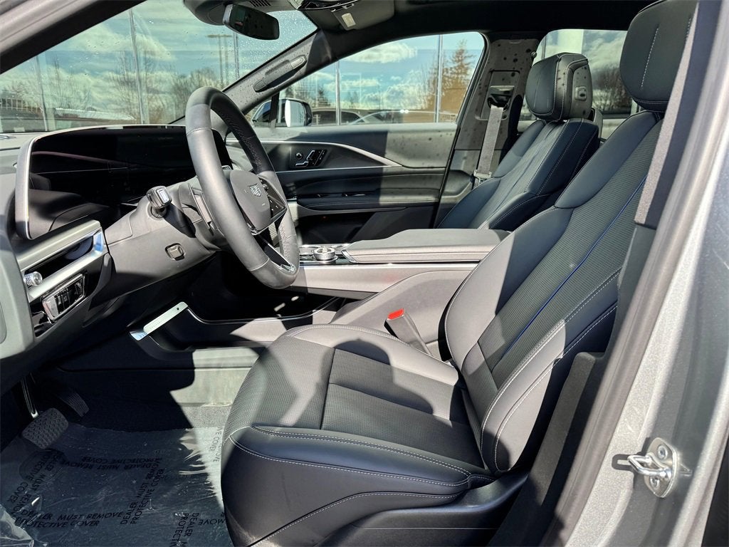 2025 Cadillac LYRIQ Sport 1