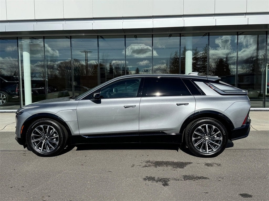 2025 Cadillac LYRIQ Sport 1