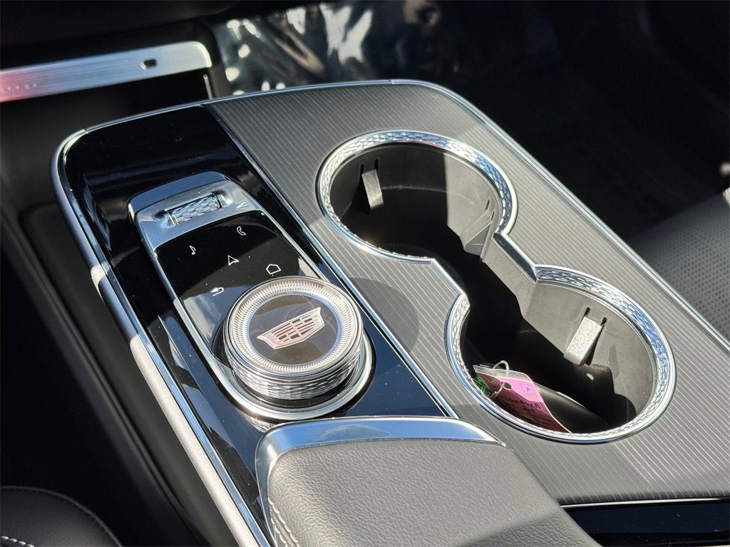 2025 Cadillac LYRIQ Sport 1