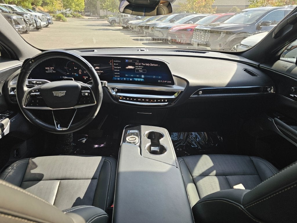 2024 Cadillac LYRIQ Sport 2