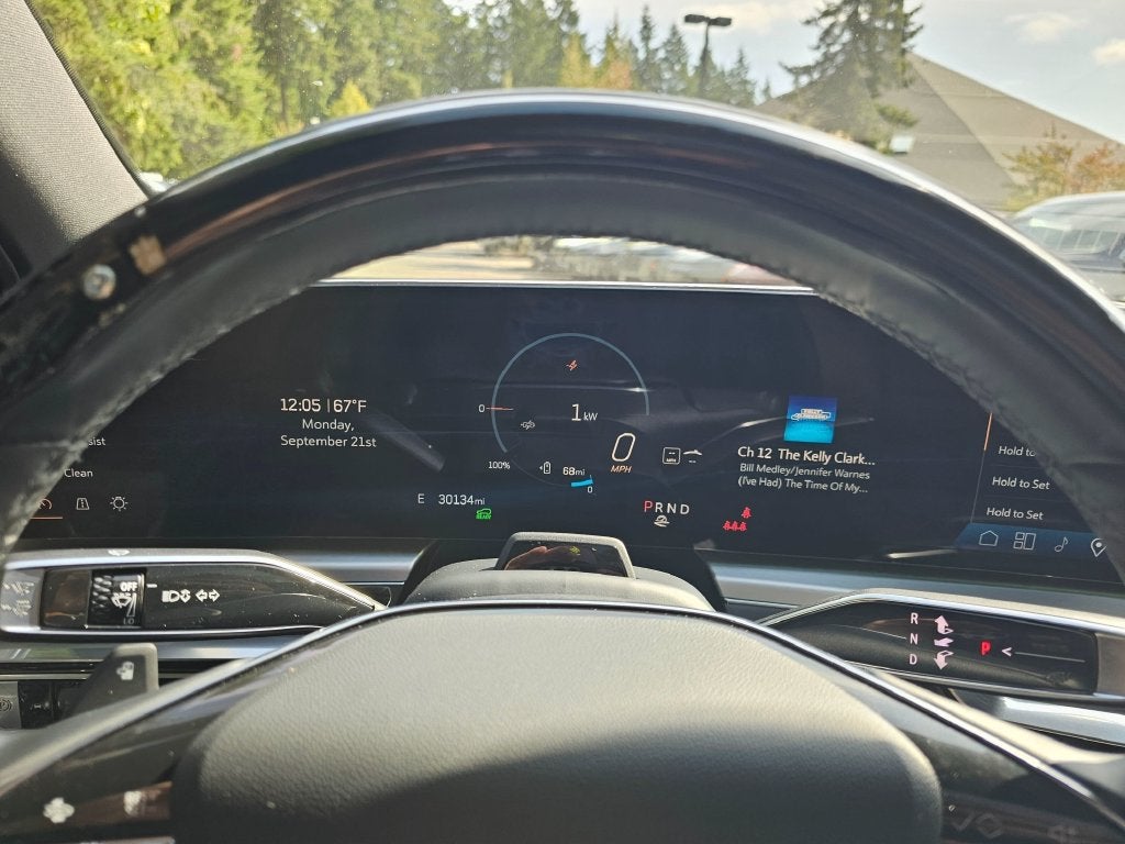 2024 Cadillac LYRIQ Sport 2