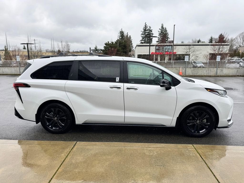 2025 Toyota Sienna XSE