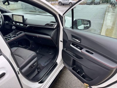 2025 Toyota Sienna XSE