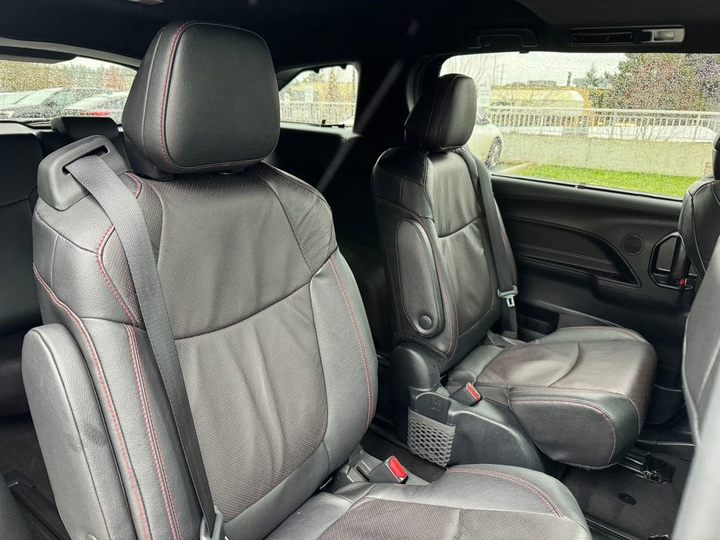 2025 Toyota Sienna XSE