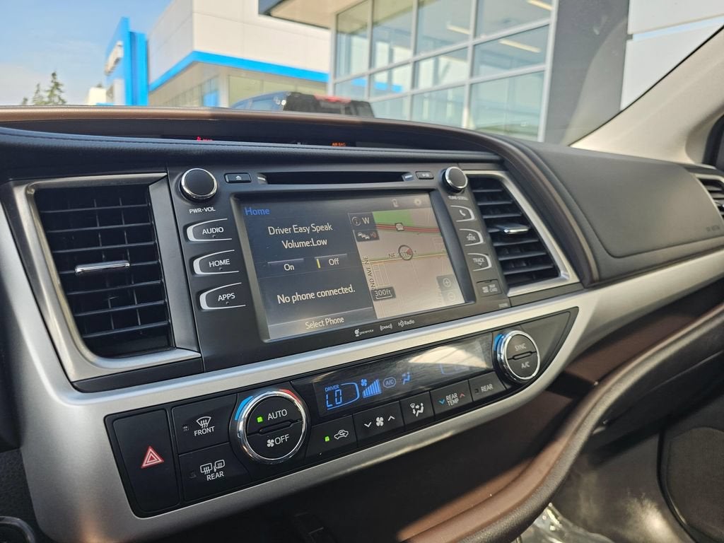 2019 Toyota Highlander SE