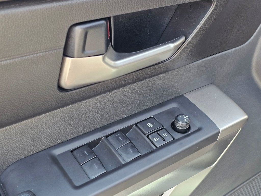 2024 Toyota Tundra 4WD SR5