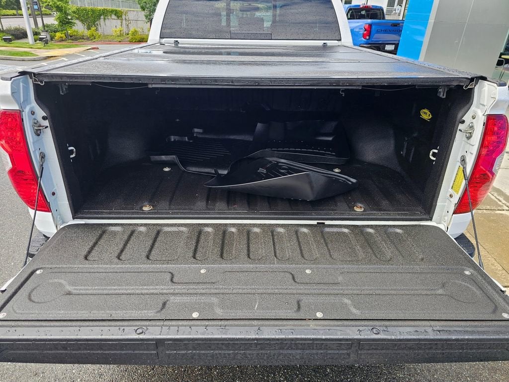 2015 Toyota Tundra 4WD Truck SR