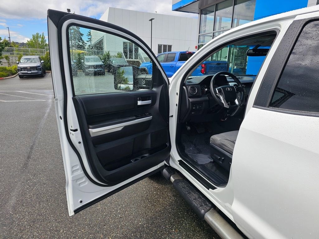 2015 Toyota Tundra 4WD Truck SR