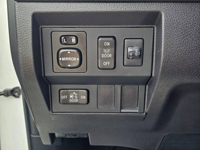 2015 Toyota Tundra 4WD Truck SR
