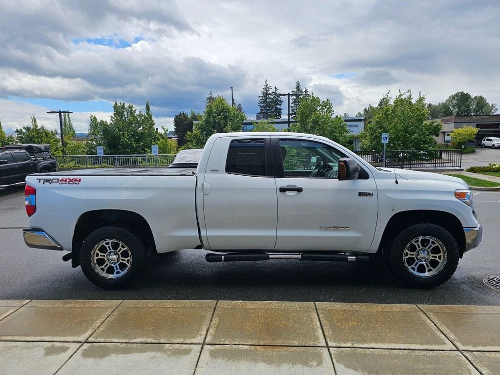 2015 Toyota Tundra 4WD Truck SR