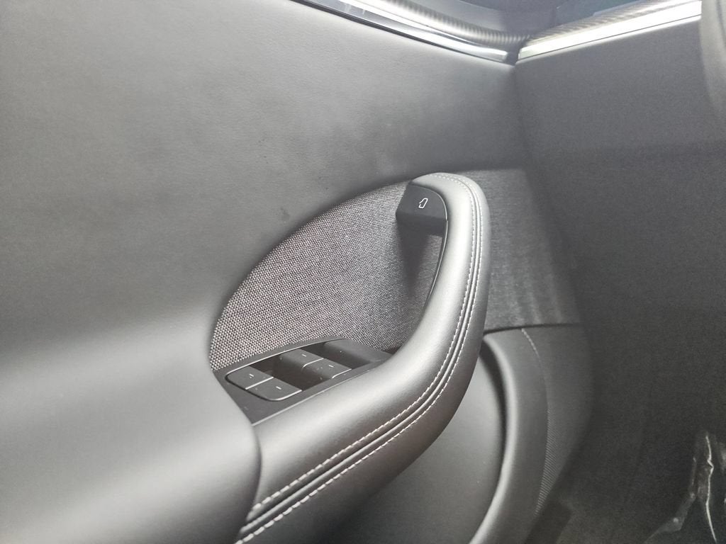 2022 Tesla Model S Plaid
