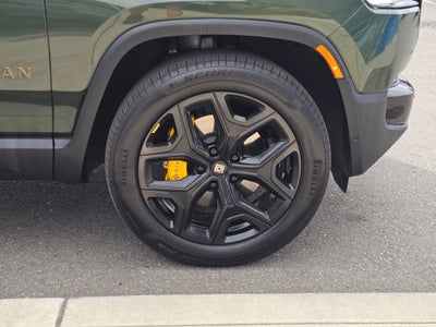 2025 RIVIAN R1S Premium
