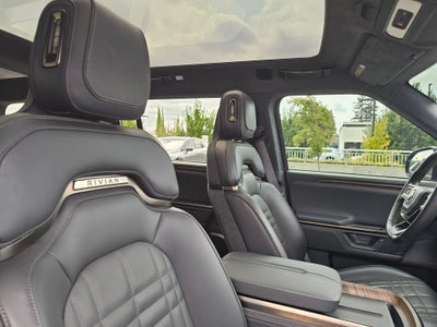 2025 RIVIAN R1S Premium