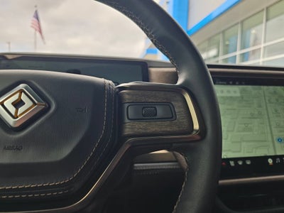 2025 RIVIAN R1S Premium