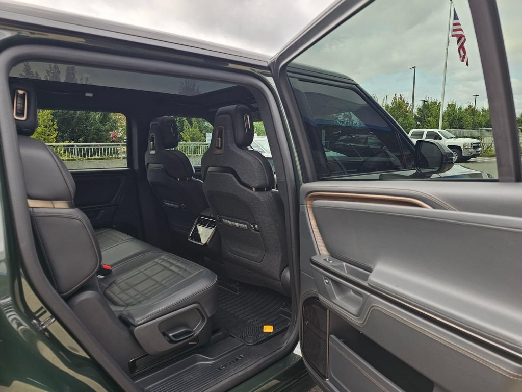2025 RIVIAN R1S Premium