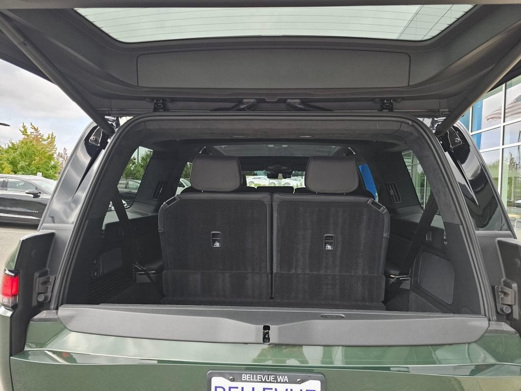 2025 RIVIAN R1S Premium