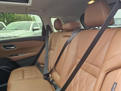 2024 Nissan Rogue Platinum