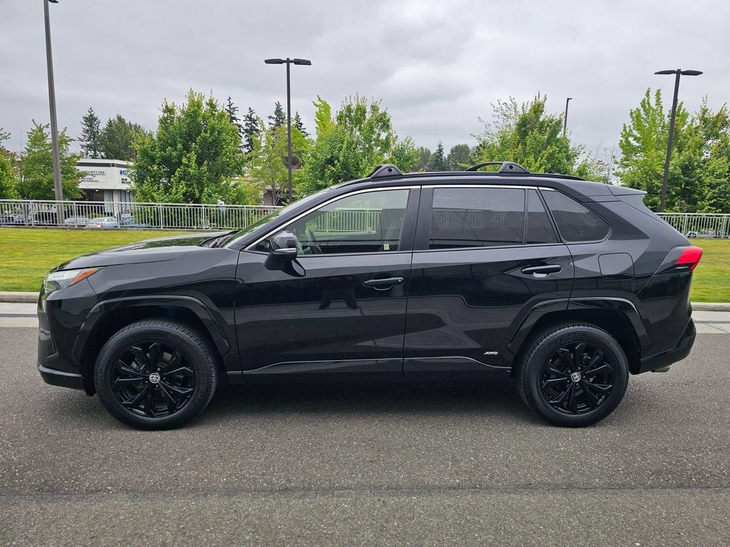 2022 Toyota RAV4 Hybrid SE
