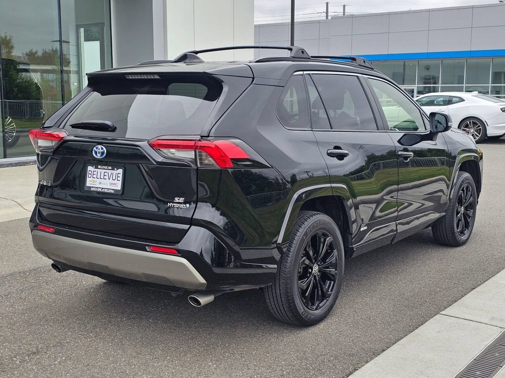 2022 Toyota RAV4 Hybrid SE