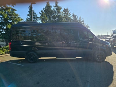 2022 Mercedes-Benz Sprinter Passenger Van 2500 High Roof V6 170" RWD