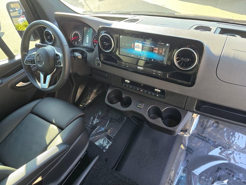2022 Mercedes-Benz Sprinter Passenger Van 2500 High Roof V6 170" RWD