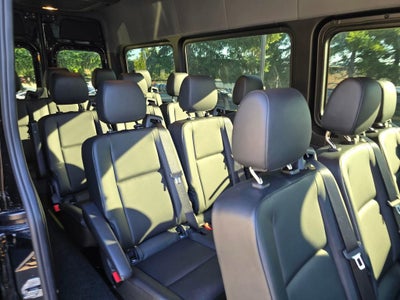 2022 Mercedes-Benz Sprinter Passenger Van 2500 High Roof V6 170" RWD