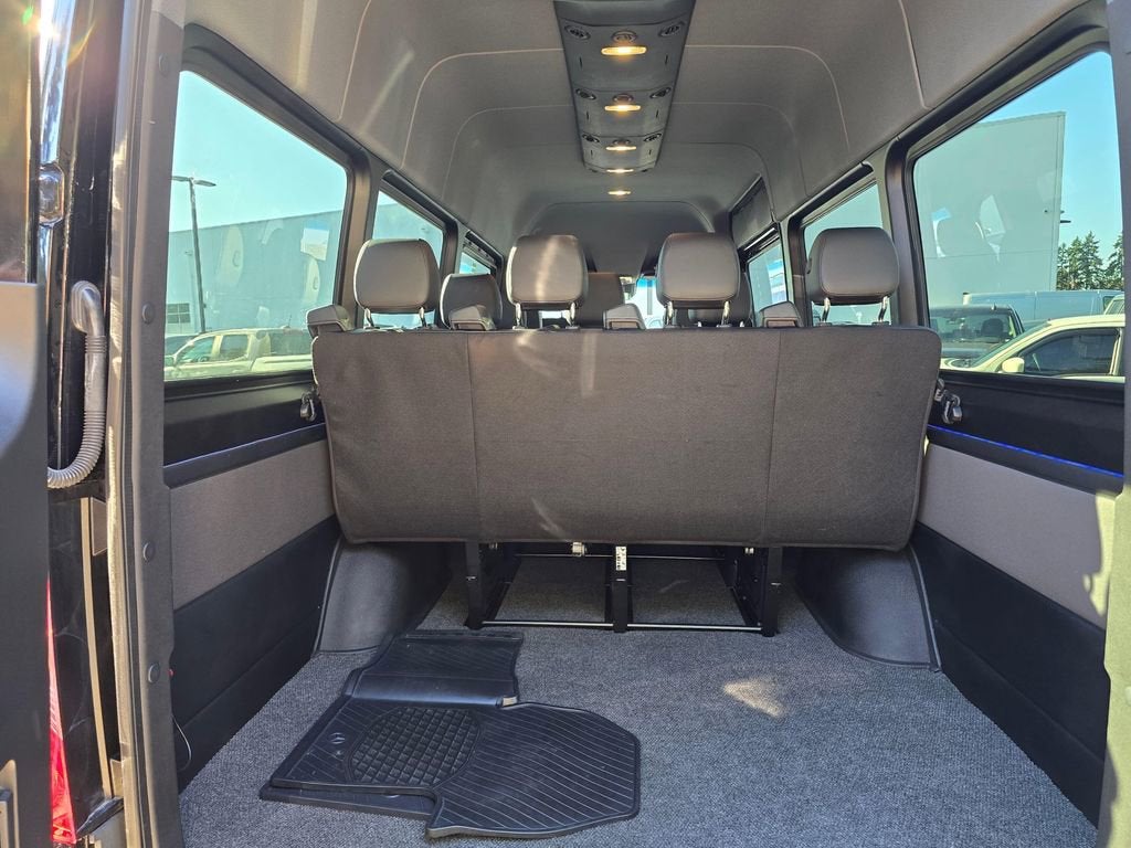 2022 Mercedes-Benz Sprinter Passenger Van 2500 High Roof V6 170" RWD